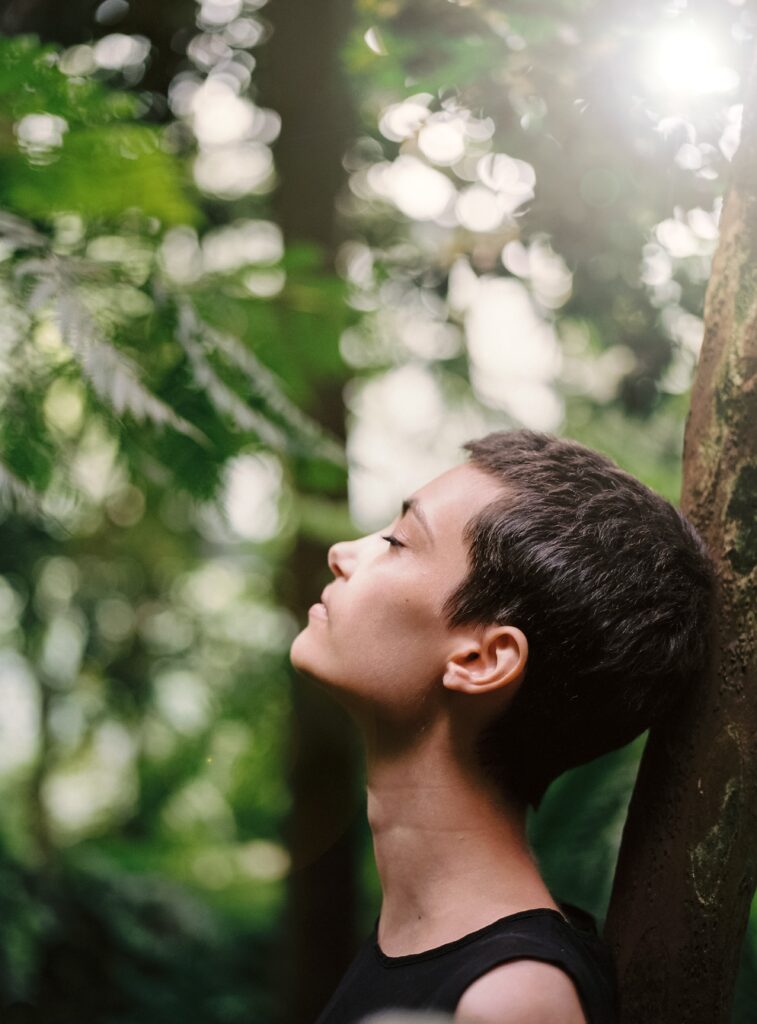 Benauwdheid bij stress? Met deze tips breng je je ademhaling weer in balans!